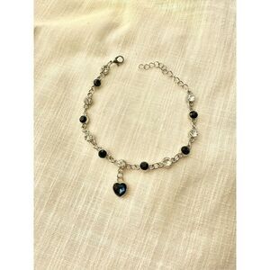 Sapphire blue rhinestone heart charm bracelet ￼